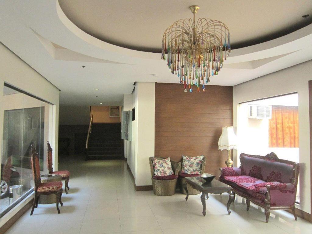 Rich Manor Pension House Кагаян-де-Оро Экстерьер фото